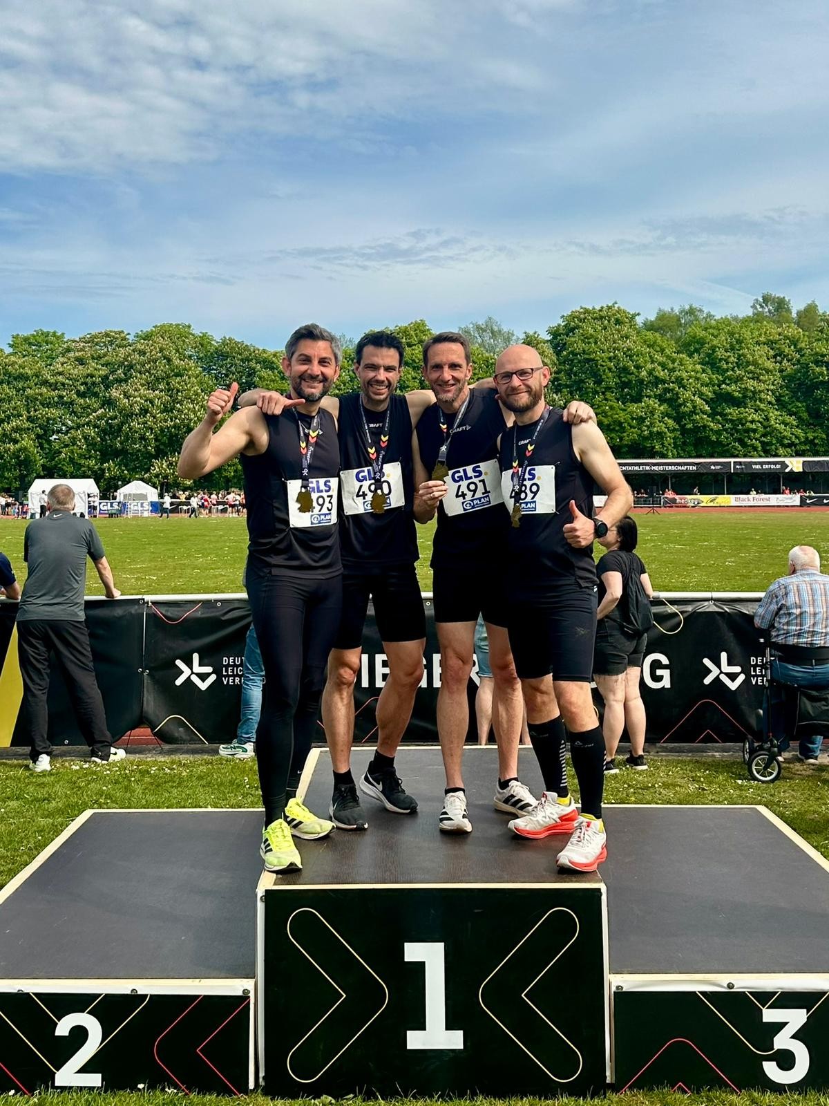 4x400m M40
